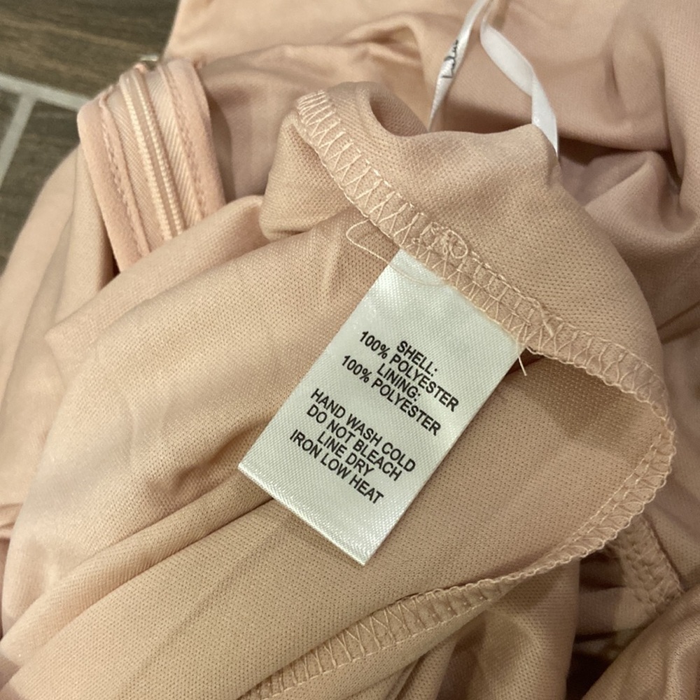 NWT Lulu’s - Make Me Marvel Blush V-Neck Sleeveless Maxi Dress - Picture 14 of 16